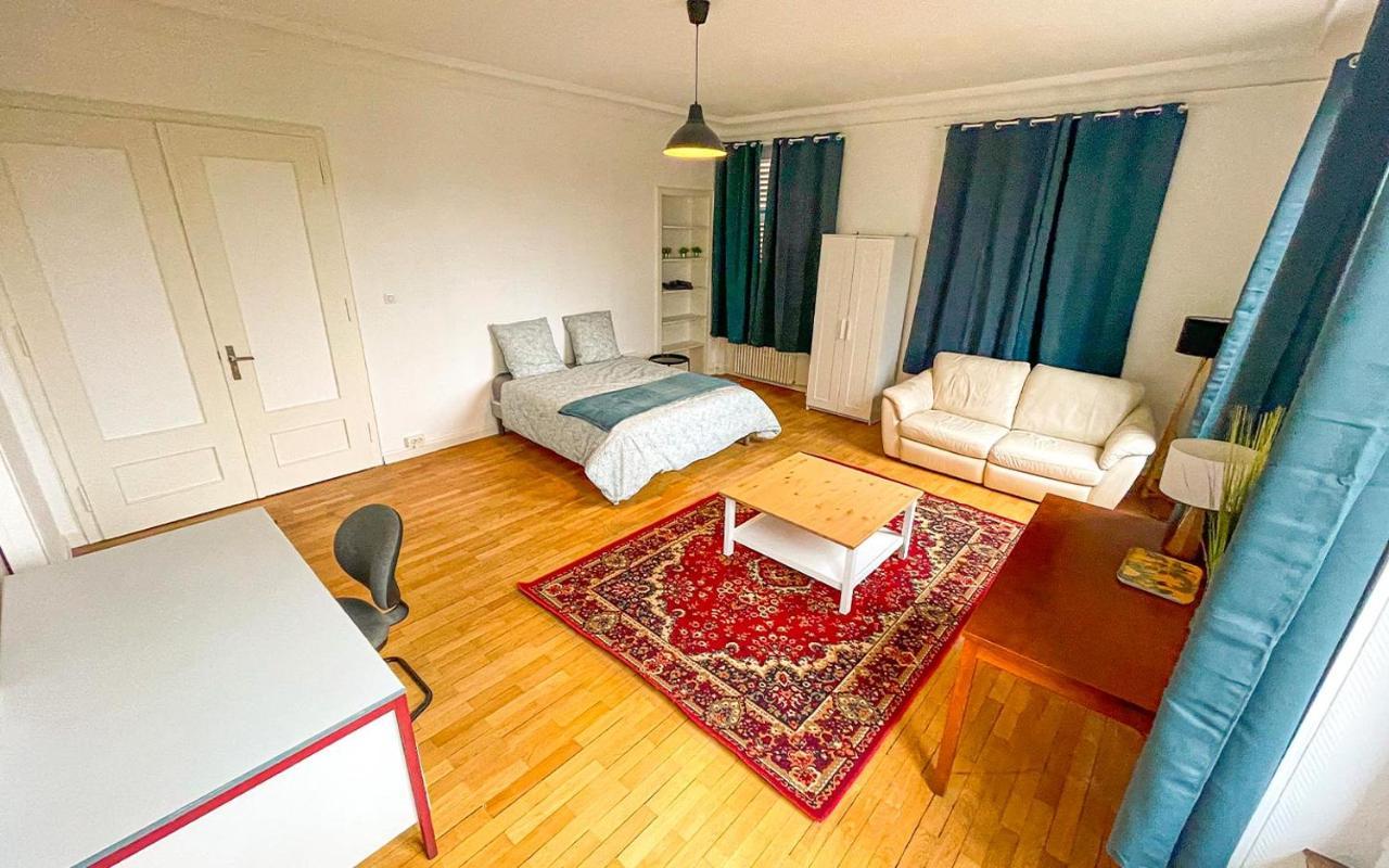 Chambres Privees -Private Room- Dans Un Spacieux Appartement - 100M2 Centre Proche Gare مُلووز المظهر الخارجي الصورة